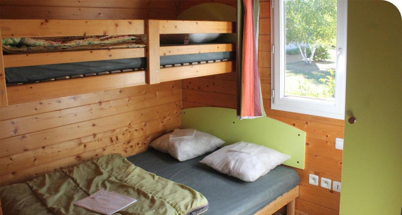 Camping Onlycamp Pierre & Sources Volvic Exteriör bild